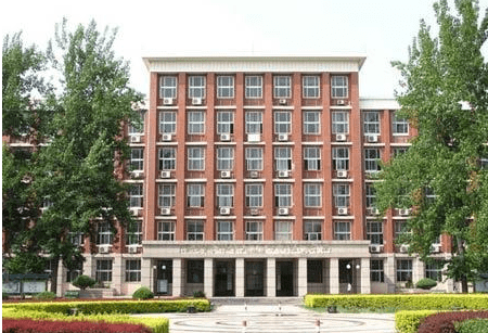 学霸怒怼:“我考上清华,跟学校有什么关系?” 学霸怒怼:“我考上清华,跟学校有什么关系?”