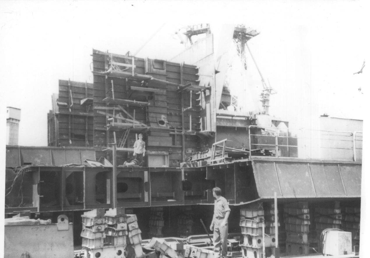 苏联为何没造核动力航母？建成20%，却被粗暴肢