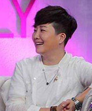 相貌|原创亲姐妹的差距太大！关晓彤姐姐相貌平平，低调经营面馆生意