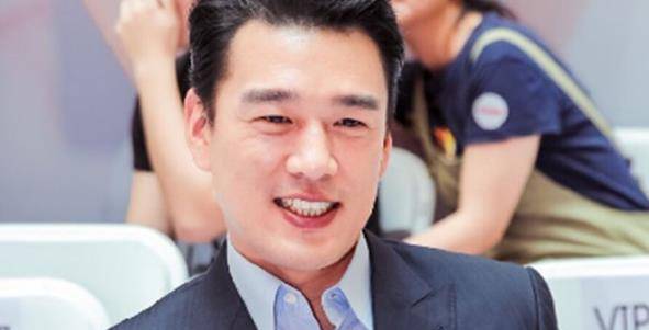 45岁走红,身价太低的角色别找他演:还真是型男呀