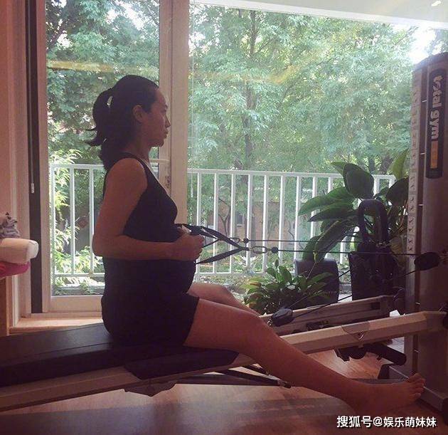 原创带你看看周一围和朱丹的家，内部装修奢华大气，进门感叹太豪华了