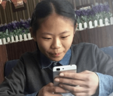 过往|整容200多次的网红曝辛酸过往：在幼儿园就受歧视，还被叫黑婆