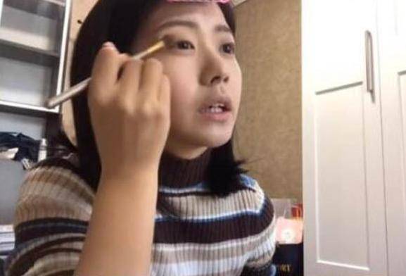 范冰冰|同一发型下鞠婧祎发量猛增，范冰冰都比不上，还被质疑纹发际线？