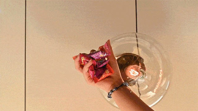 眼镜|?@佛山人：18楼高空眼镜店，配防蓝光眼镜换新LOOK！