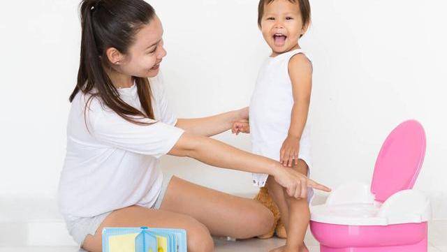 三岁小儿景区小便引发血案：不就是一泡童子尿，至于吗