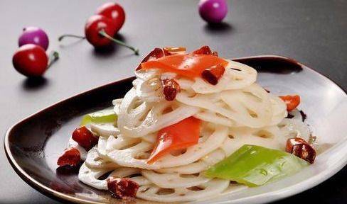 梨子|3种食物不可少，排毒养颜，增强体质！想长寿全靠吃