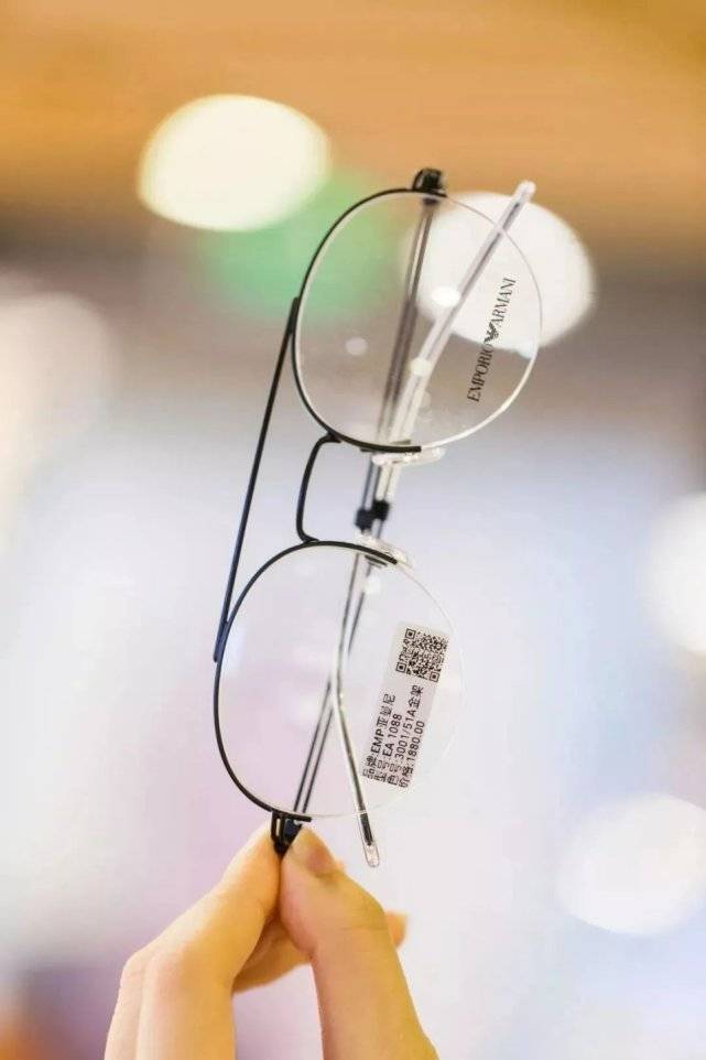 眼镜|正佳高空眼镜博览馆，1000+款网红镜框任选！