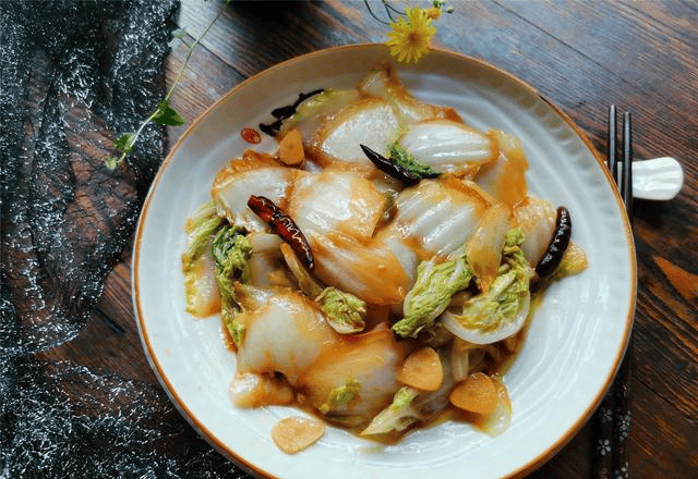 酸辣白菜怎么炒家常菜 cd26ccd0e1c2486f870505db2159a133.png