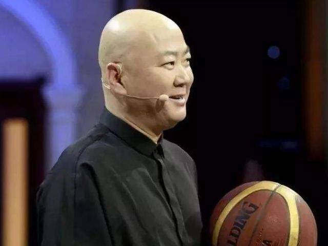 “独闯娱乐圈”的5大明星，业务都得自己谈，却