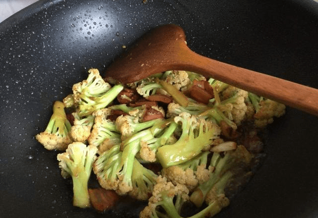 炒什么菜放蚝油更好吃 3facd913ebe4411f8fc37d354bc6a218.png