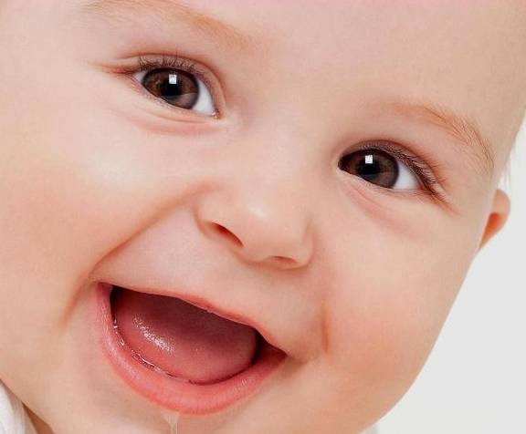 宝宝|娃颜值受损，妈妈也跟着糟心7个月宝宝下巴总是红红的