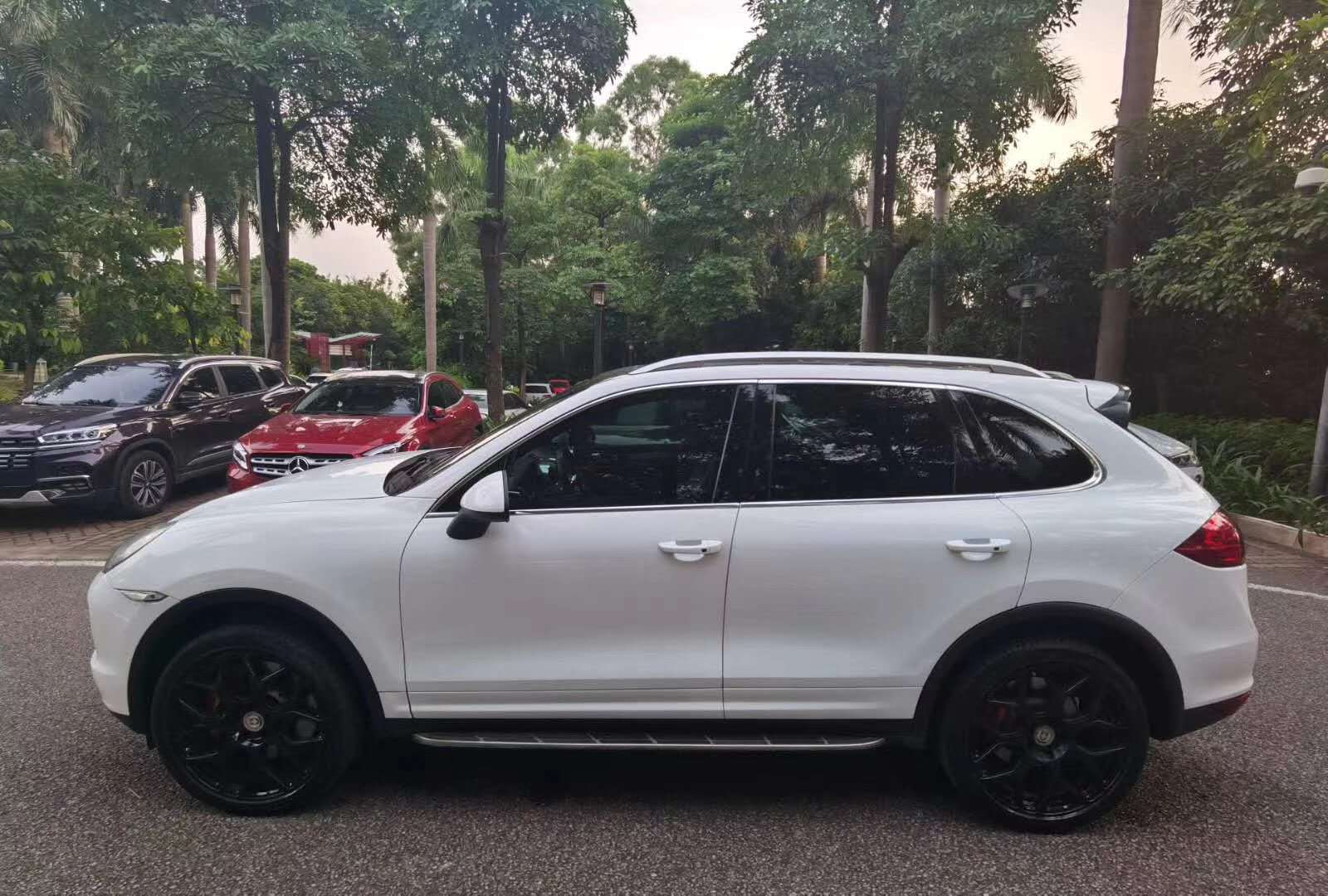 13款保时捷卡宴4.8 turbo,精美外观巅峰状态,20万