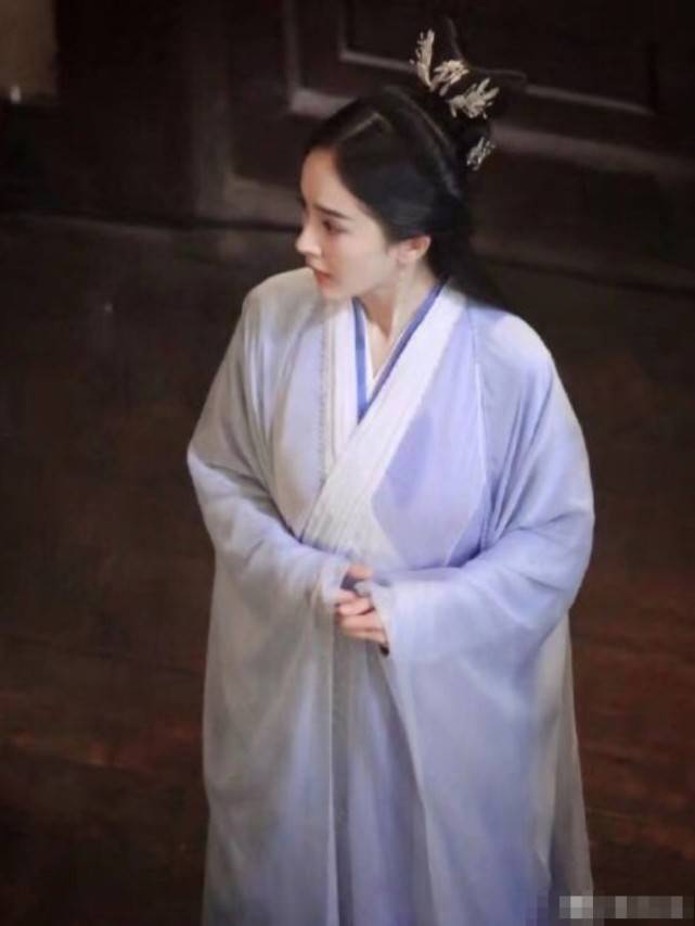 白衣|原创《斛珠夫人》新路透，杨幂白衣如同仙女，比当年夕瑶都要令人惊艳