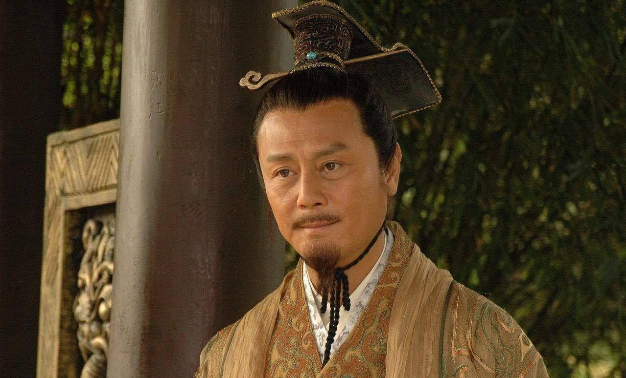 凿壁偷光的匡衡，少小时候是勤学典型，老了之后活成反面教材
