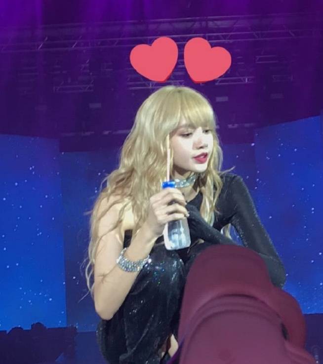 裤子|BLACKPINK服装师有毒！这裤子挡中间还能看，跳舞简直了