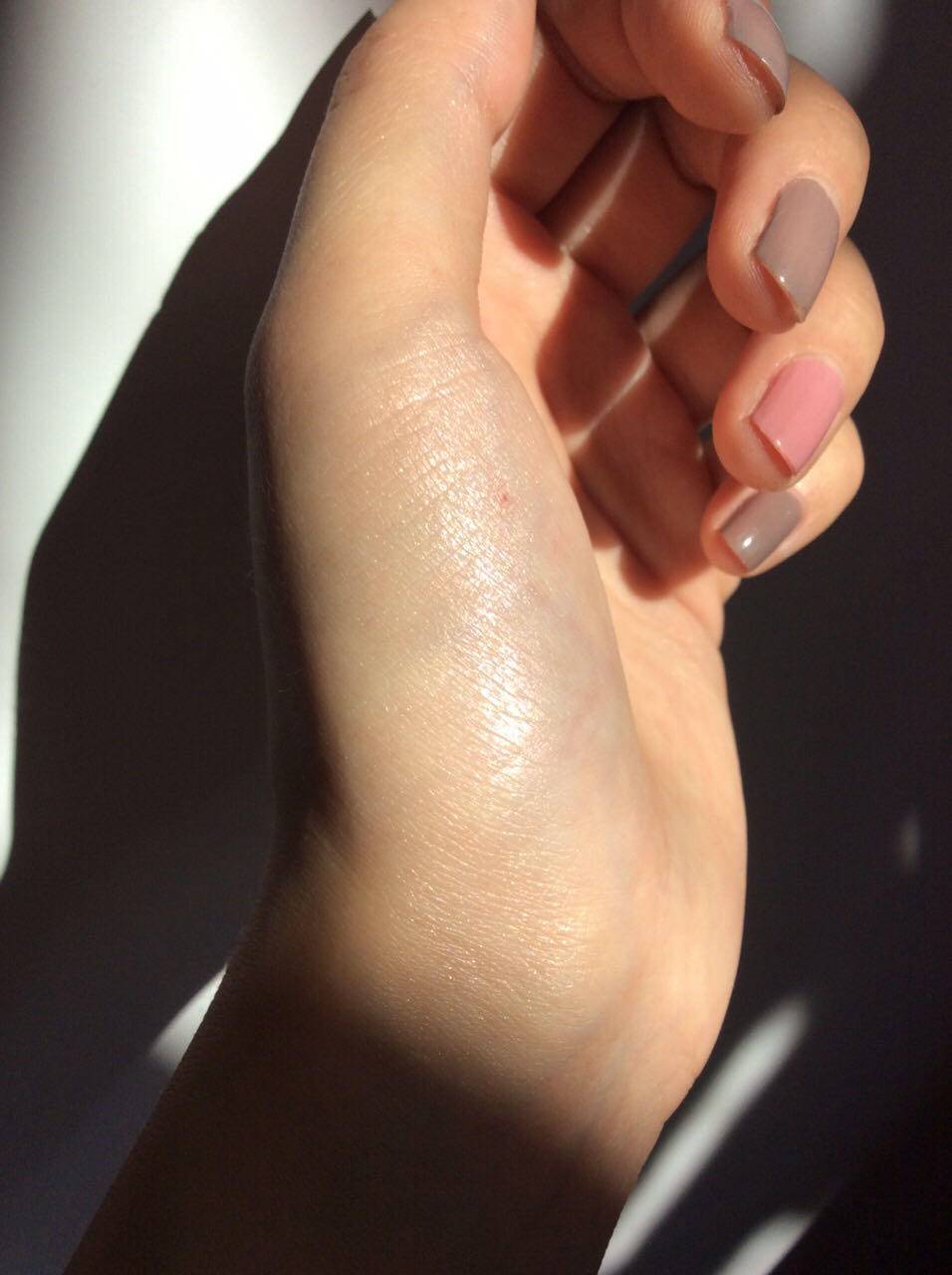 一面|高级感一扫就有，让你一面变立体脸的神器 —— 高光