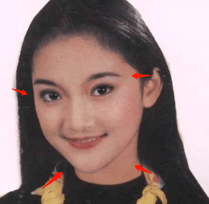 显得|曾胖成男友两倍宽的蒋欣，怎么突然瘦成这样了…