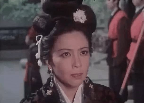 词人的排名_近代女词人照片(2)