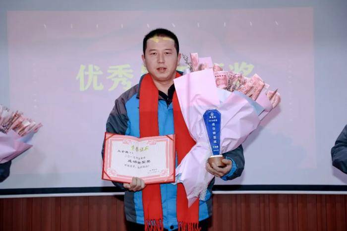 个人专访第二期▏王金胜无私奉献让优秀成为习惯