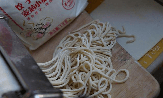 6b3f198a083e49e387601725d820a100.png