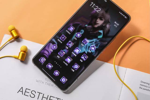 
KPL定制游戏主题上线！用iQOO 5上分 自带“王者风范”|beat365亚洲体育官方网站(图8)