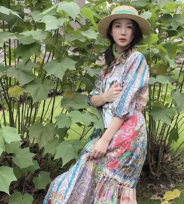 全额|原创阿朵叫停粉丝打投，全额退款，原来娱乐圈真的有清流