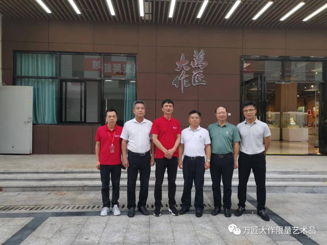 省人社厅党组成员,副厅长童长峰带领省院士专家工作