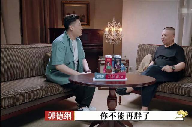 亲儿子|原创郭德纲夸岳云鹏比他亲儿子还好，可不仅仅只是因为买蟒袍这么简单