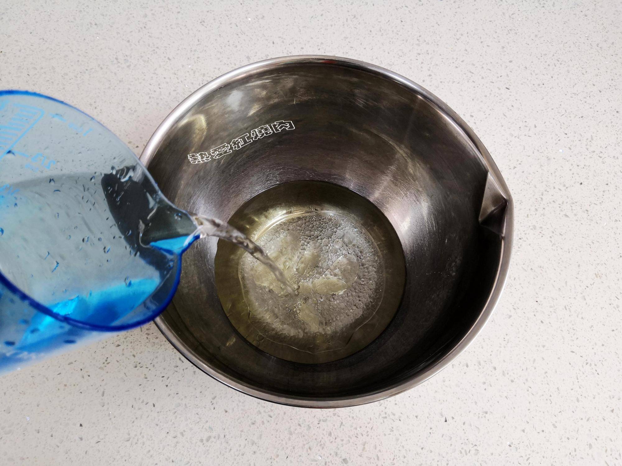 蛋糕|用料也简单只需要油水面，不用打发鸡蛋特省事这款蛋糕非常快手