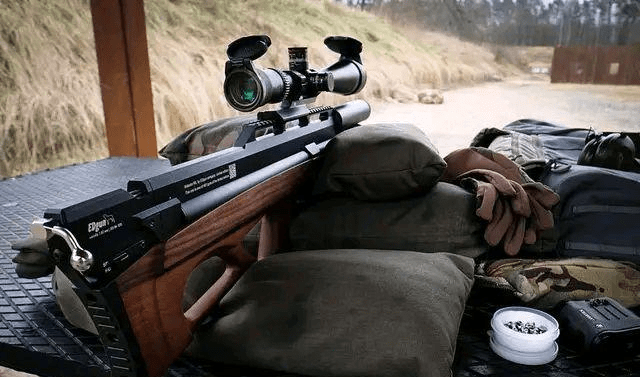 外形炫酷的狩猎利器 现代高压气枪中的三款名作 其中之一为35连发