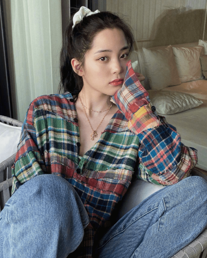 陈漫|素颜也美的女明星不多了，欧阳娜娜褪下浓妆艳抹之后更显温柔