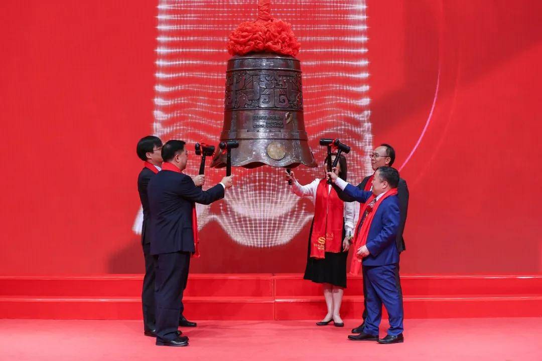 持股|顺博合金深交所上市：市值53亿 王真见家族为实控人