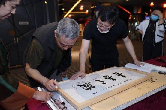 刘青携作品《青春之骏》亮相北京国际电影节民族影展 十年一梦 不负韶华