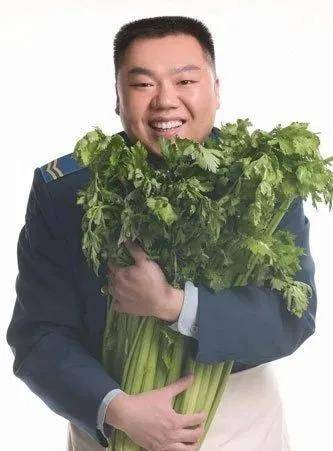 大嘴|原创与老婆相亲认识，和姚晨一起走红，沉浮多年不出名的他终于想通了