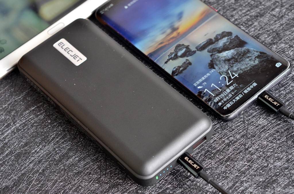 测评盘点|45W快充、全球安全认证，移动电源要不仅要大、还要快更要安全