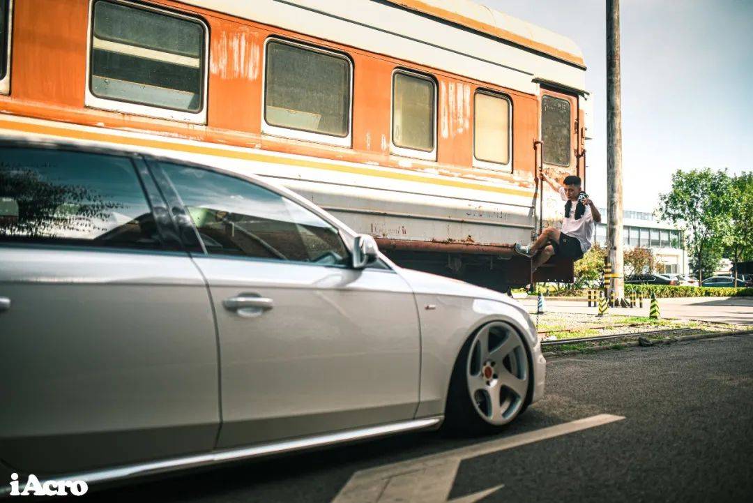 工作|iAcro设计师开什么车？