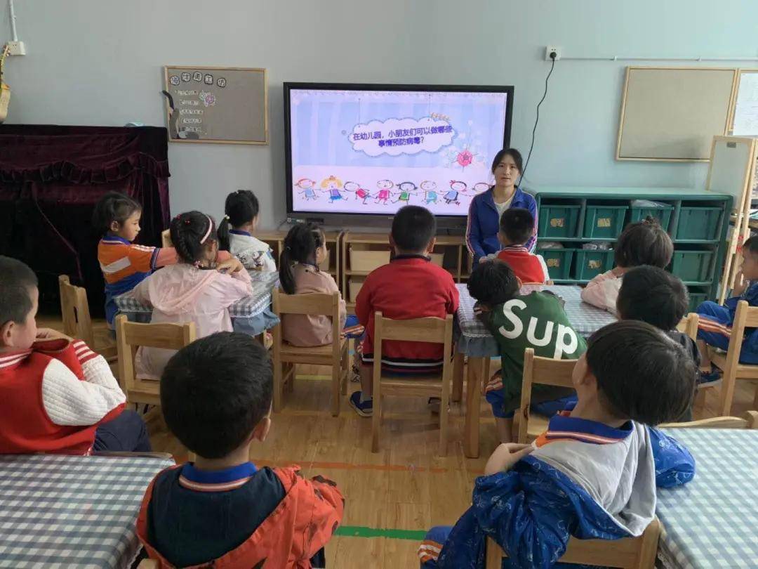 升旗|昆明市西山区春苑幼儿园开学啦！