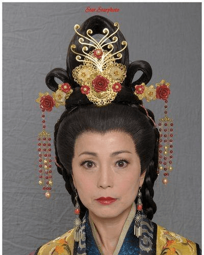 史上最狠的皇后排名 f09c2e5f19b84b9f9e1d64f7d9c2d54b.png