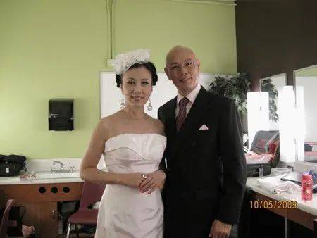 身价|原创TVB一姐身价上亿，被前男友伤到看心理医生6年，61岁才和真爱结婚