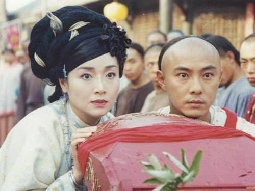 28年前的世纪婚礼，邵逸夫主持周星驰伴郎，为何