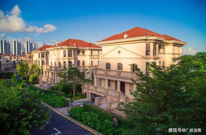 8ac9de04d11d4fb08a7771955139531f.jpeg