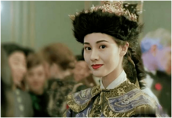 巅峰|李嘉欣素颜再回颜值巅峰：女人物质一点，更容易获得幸福