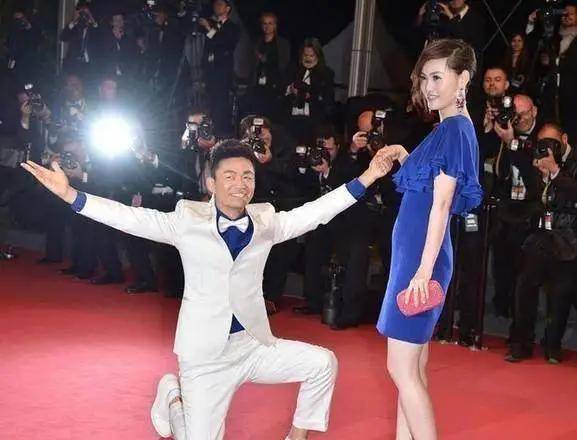 封号|多大仇啊？！她又冒着封号的危险手撕张大奕，头也太铁了...