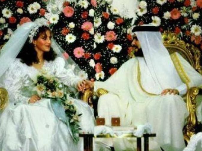 迪拜最美公主长大了!小时候美得像洋娃娃,结婚生娃后泯然众人