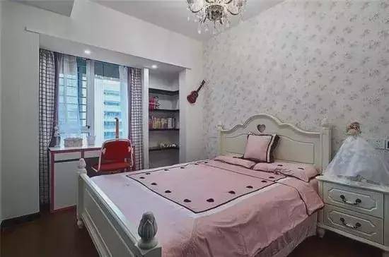 飘窗怎么改成书桌 9980912450e34dabb0551a8dfb69239e.jpeg