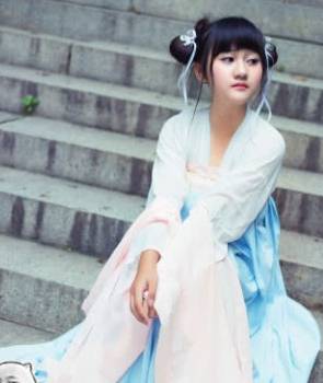 米转|“汉服转圈”尽显美感，12米转好似仙女下凡，网友：上天好嗨哟