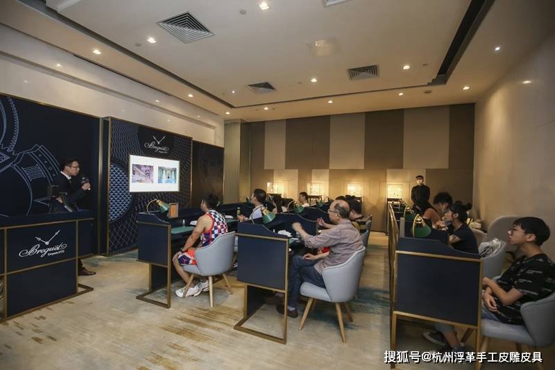 ����ͻ��Ž������վԲ�����,һ���ǳ��������Ե�ů���