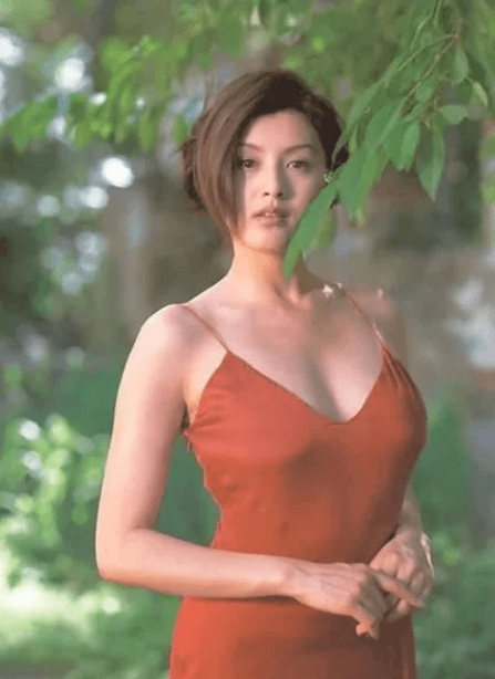 怎么变成一个美女 0fd1347389c54533a6dc1dd904b6542e.png