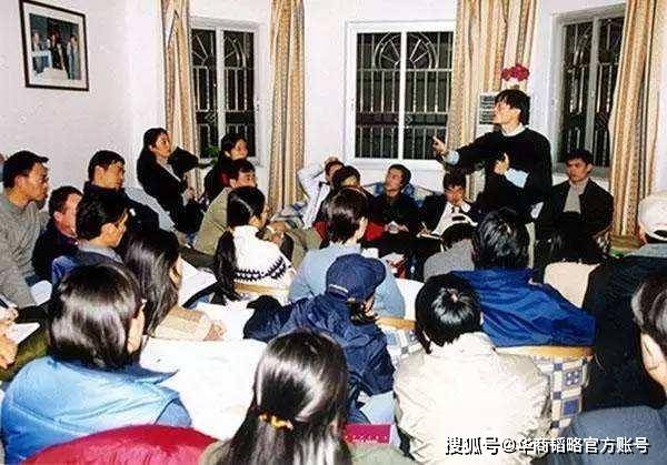 马云|大佬都是大器晚成？玻璃大王41岁创业，马云35岁前没体会过成功