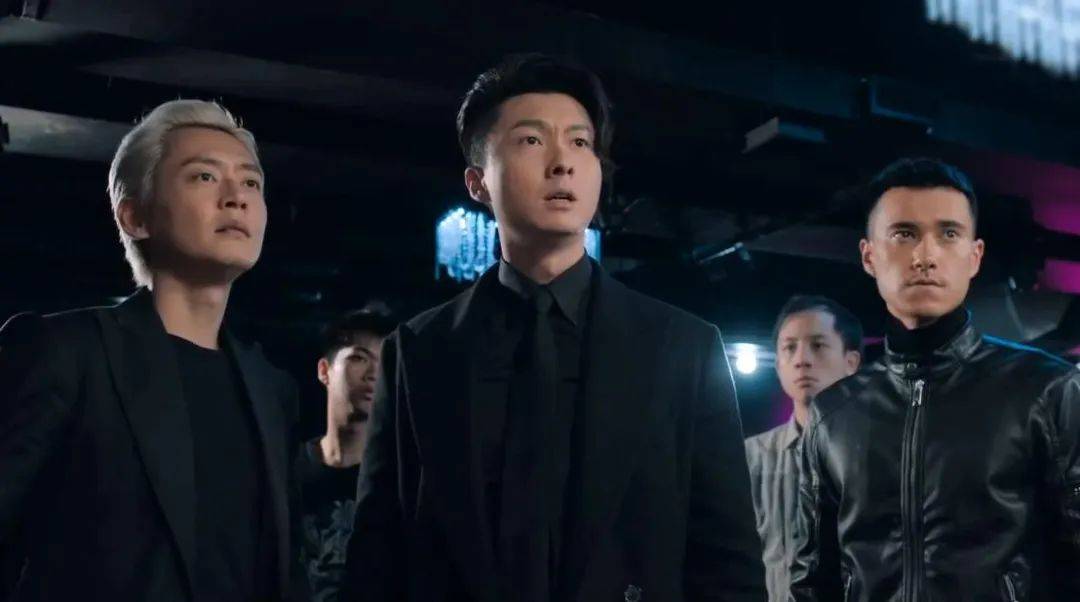 TVB新剧《反黑路人甲》最有趣的角色，明明是反派却莫名讨喜！_丧钟